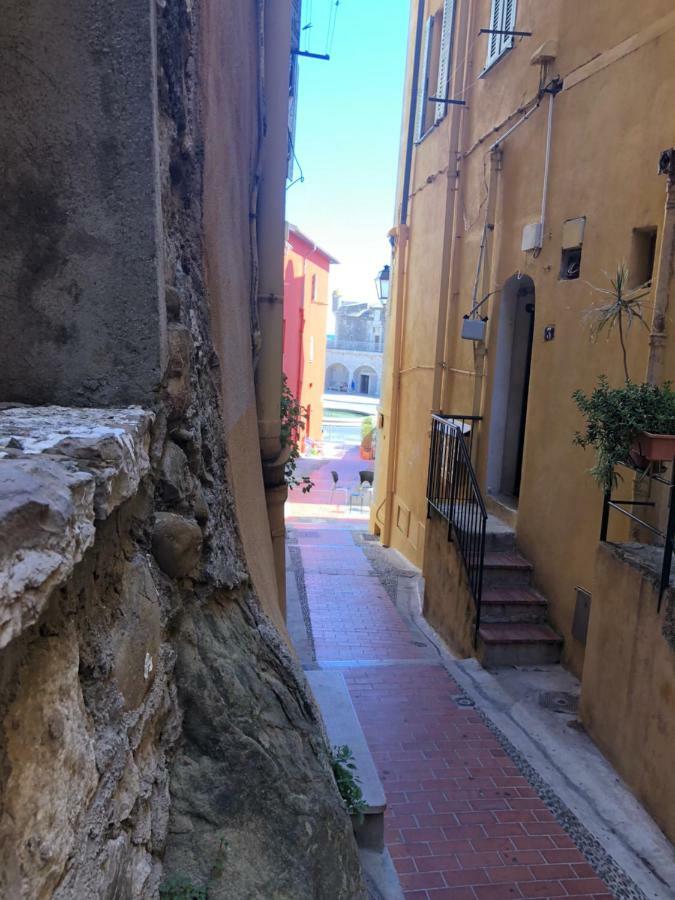 La Petite Barque Daire Menton Dış mekan fotoğraf
